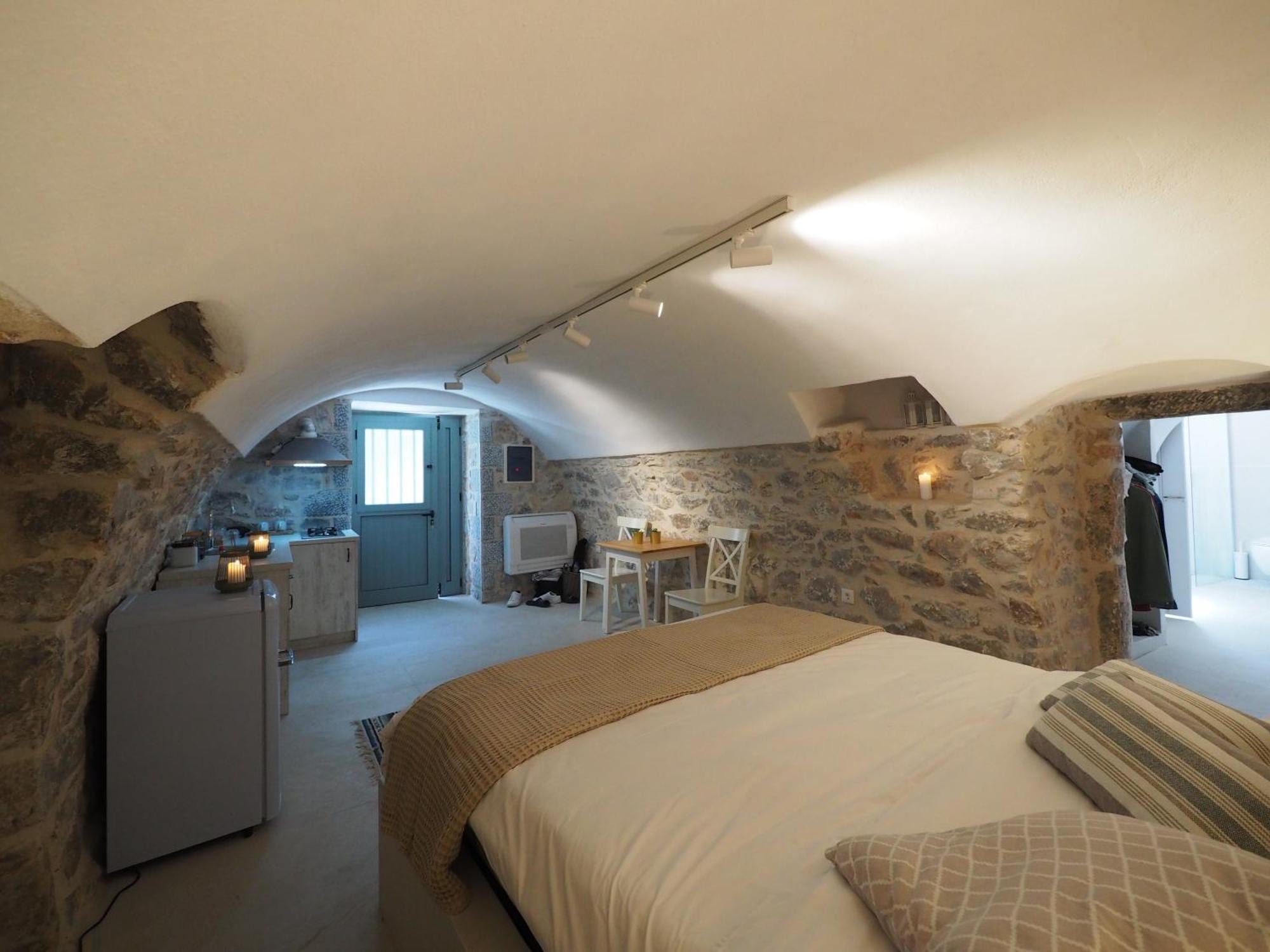 Sophia Areopoli Guesthouse Ngoại thất bức ảnh