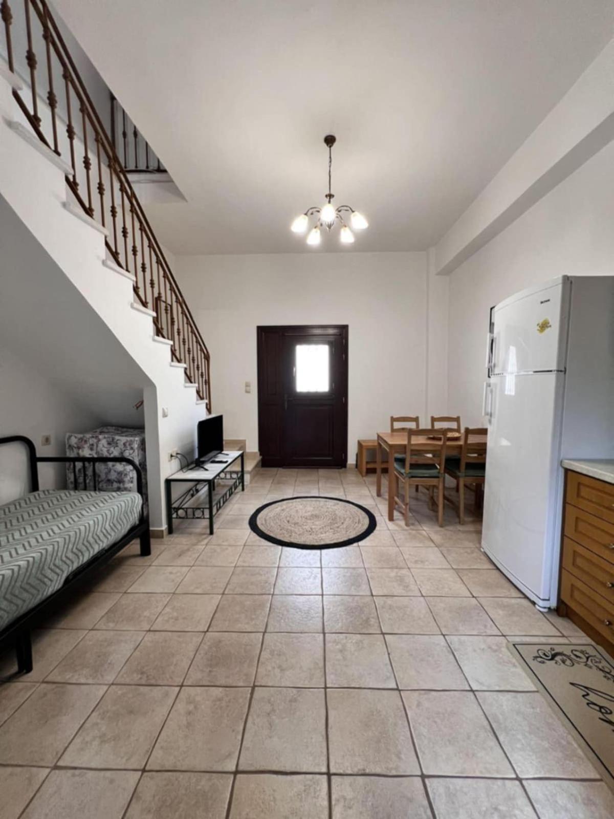 Sophia Areopoli Guesthouse Ngoại thất bức ảnh